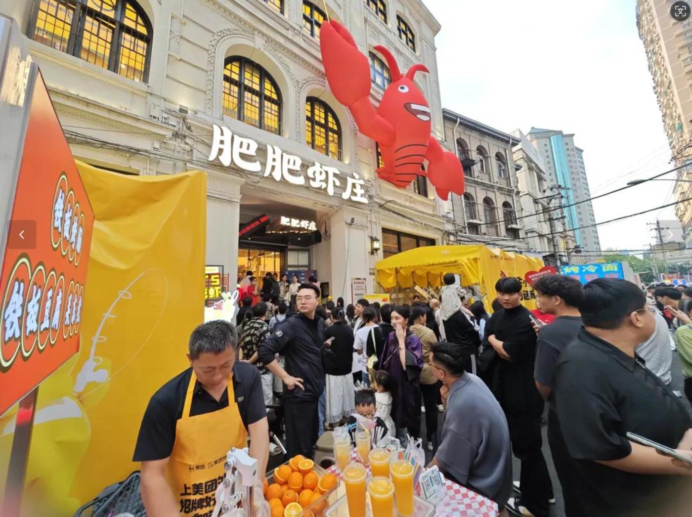 「最淡」小龙虾季：门店营业额腰斩，182亩虾田仅赚1800元