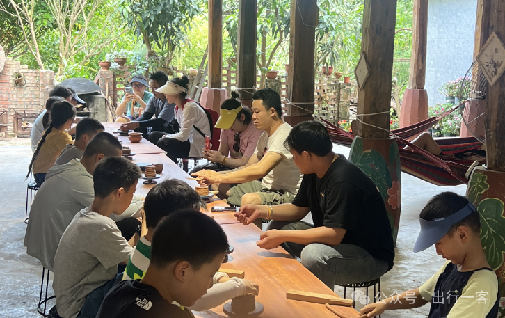 花天价当「韭菜」，研学游到底怎么了？