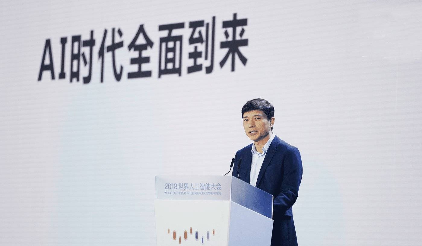 百度李彦宏：开源模型效率太差，未来中美 AI 大模型差距会越来越大｜钛媒体AGI