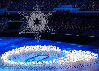 MLED产业长坡厚雪，诺瓦星云强者恒强｜看财报