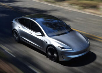 特斯拉Model 3长续航后轮驱动版已上线：续航里程830公里 售价26.95万元起