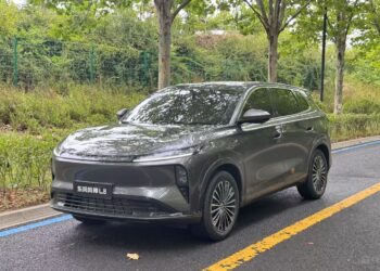 理想的对手，家庭的新宠？风神L8的市场突围