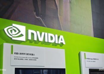 英伟达Q2营收利润增超55%,但中国区收入暴降24%,市值蒸发9300亿