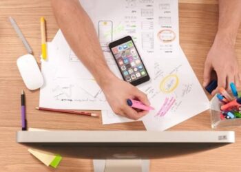 Manus推出多智能体并行调用新功能，关注云计算ETF（516510）、人工智能ETF（159819）等投资价值