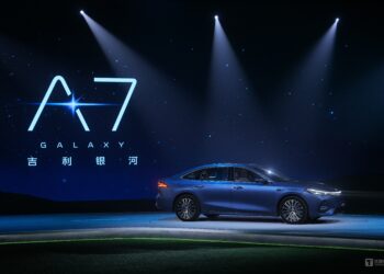 续航2100km、油耗2L，银河A7把「质价比」玩明白了