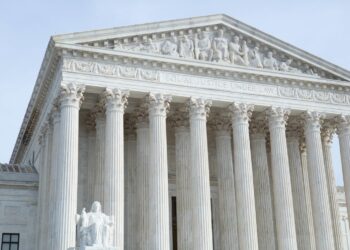 Trump Warns Trade Deals Would Be Unwound if He loses Tariff Case in Supreme Court