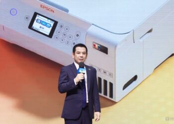 为了解放家长,爱普生推出了AI打印机,可自动批改作业|科技前线