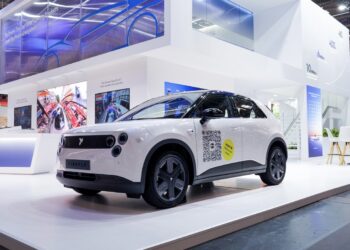 自动驾驶的「4G时刻」，正在十几万的车上爆发