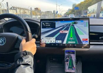 地图APP混战20年：赢于简洁、败在臃肿