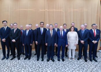 Chinese Premier Says China and U.S. Can be Friends