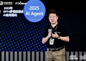 云迹科技谢云鹏:智能时代如何协同「AI同事」重构服务生态