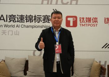 独家对话均瑶总裁王均豪：造车「不要卷」，品牌要「慢慢炖」