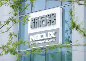 对话新石器无人车CEO余恩源：2027年，全球无人配送车的需求量将超过10万台