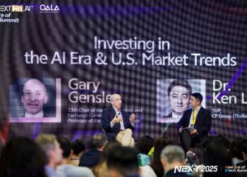 A Company Not Using AI is the Slow Deer in Finance, Says Former SEC Chair