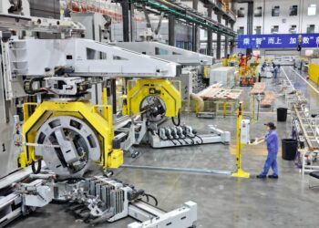 新华鲜报·「十四五」亮点 | 新增170万亿元!金融「活水」激发实体经济活力