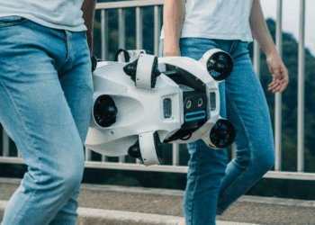 瑞士机器人科技公司Tethys Robotics研发水下检测机器人，实现水下设施检查自动化 | 瑞士创新100强