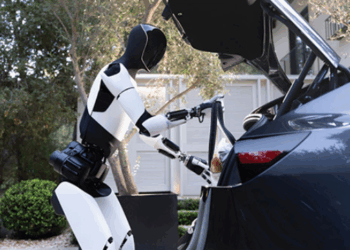 马斯克:特斯拉计划在加州和得克萨斯州建设Optimus人形机器人生产线