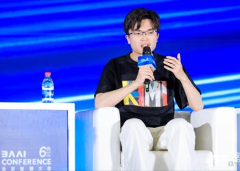 Kimi K2 Thinking,是月之暗面的「复仇」