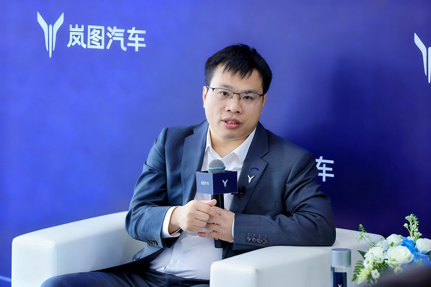 岚图汽车科技股份有限公司CBO、销售公司总经理邵明峰