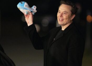 特斯拉股东批准马斯克万亿薪酬计划