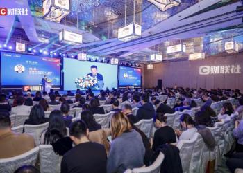 这是华尊奖的荣耀时刻！财联社首届「私募基金·华尊奖」隆重揭晓