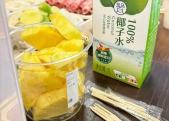 商超爆改成火锅店，盒马、胖东来、永辉都在扎堆「跨界」