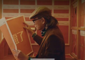 绝不收手，饿了么APP更新为淘宝闪购