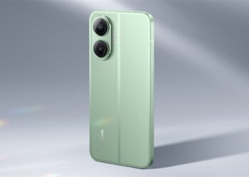TechWeb微晚报：传苹果芯片核心人物将离职，PC厂商集体涨价最高达20%