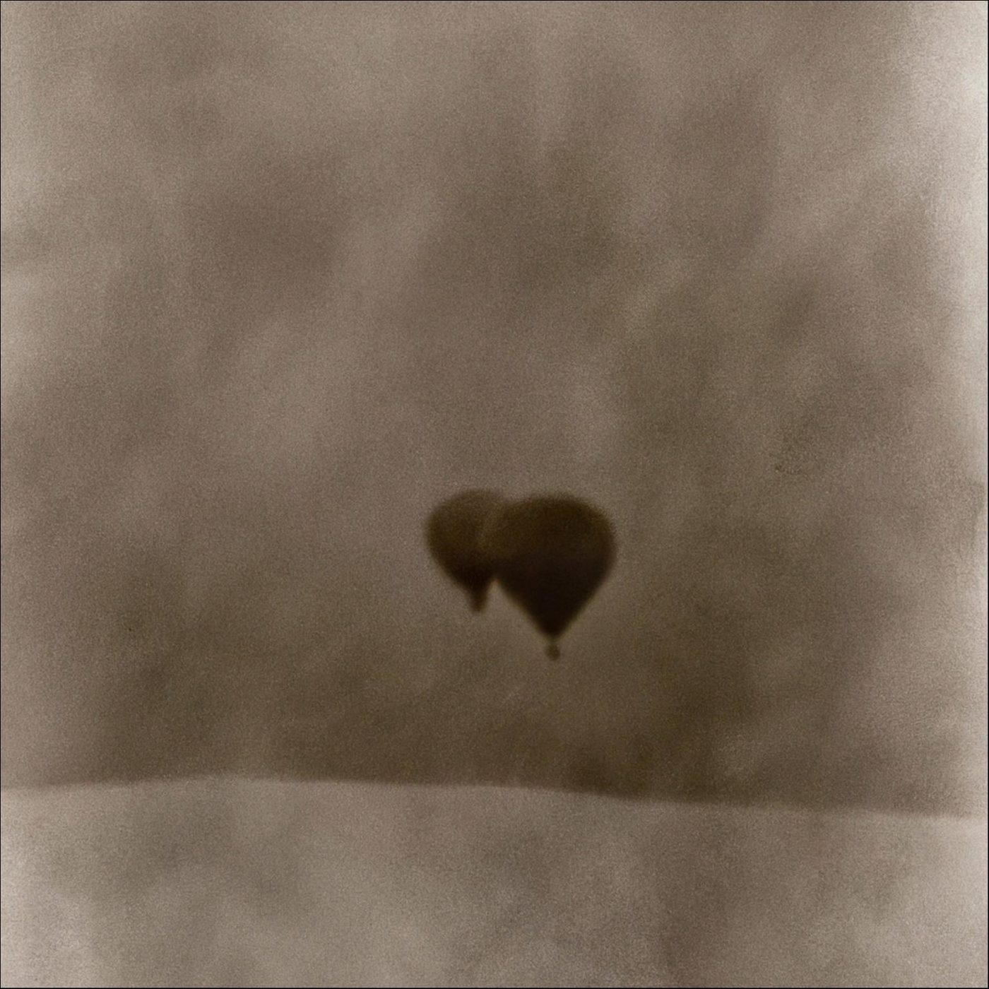 贝尼特·米勒用DALL-E创作的作品，图片来自Gagosian Gallery