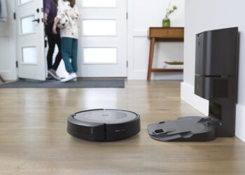 欠债25亿，美国「行业鼻祖」破产，被中国代工厂反向收购