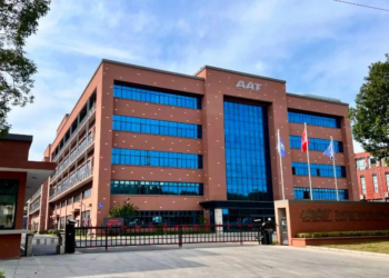 新广益高开大涨285%!「卡脖子」技术破壁者,驶入国产替代深水区