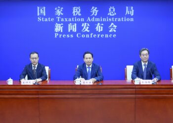 税收数据显示：今年以来新质生产力在新兴产业和传统产业中呈现出诸多亮点