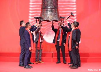 纳百川A股敲钟，剑指新能源万亿赛道