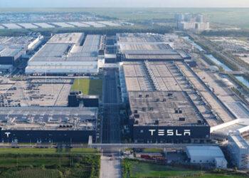 特斯拉授予朱晓彤52万股股票期权 目前价值超过16亿