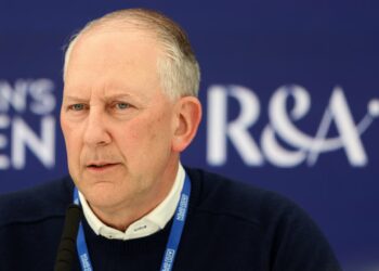 AIG股价一月大幅下跌，但现在正是买入良机