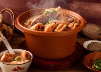 从困在武汉到北上广深「排队王」，楚菜的火越烧越旺