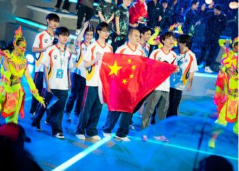 决胜巅峰世界总决赛开幕,DFYG代表中国赛区出征开赛|独家