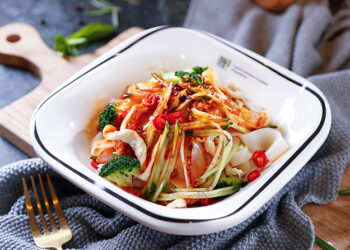 排队3小时，魏家凉皮为什么不放开加盟？