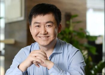 发布增强医疗大模型M3 Plus,王小川:年成本仅1亿可让中国医疗AI跑起来