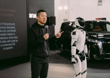 TechWeb微晚报：谷歌母公司去年营收超4000亿美元，宝马将推约20款新车