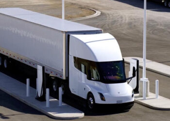 消息称特斯拉电动卡车26万美元起售 高于最初售价