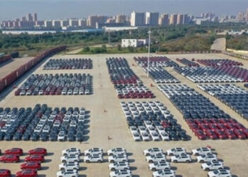 消息称1月份全球销售120万辆电动汽车 近半数在国内市场