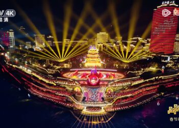 春晚7分钟，看见「立上游」的AI新城宜宾