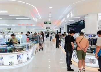 在华强北，AI首先是门生意