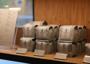 瑞幸控股股东大钲资本拿下蓝瓶咖啡：中国咖啡大战迈入矩阵博弈时代