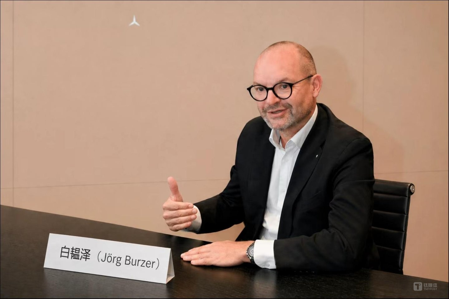 梅赛德斯-奔驰集团股份公司董事会成员及首席技术官⽩韫泽（Jörg Burzer）