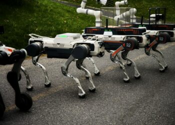 中国电网开启近100亿具身智能设备采购与投资，机器人应用打开新空间