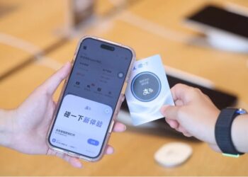 支付宝升级苹果教育优惠认证 首次加入「碰一下」加急审核