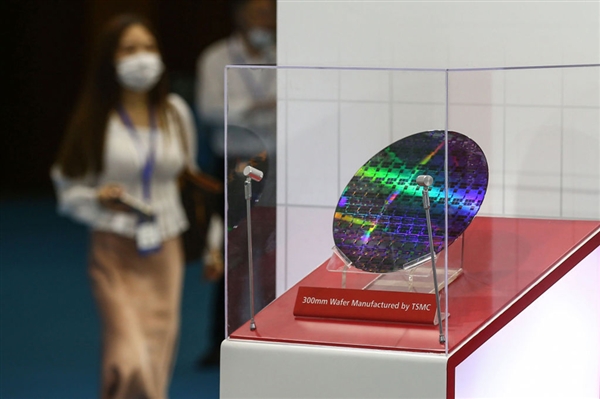 甩开三星!台积电1.4nm工艺进展神速:明年开始风险试产