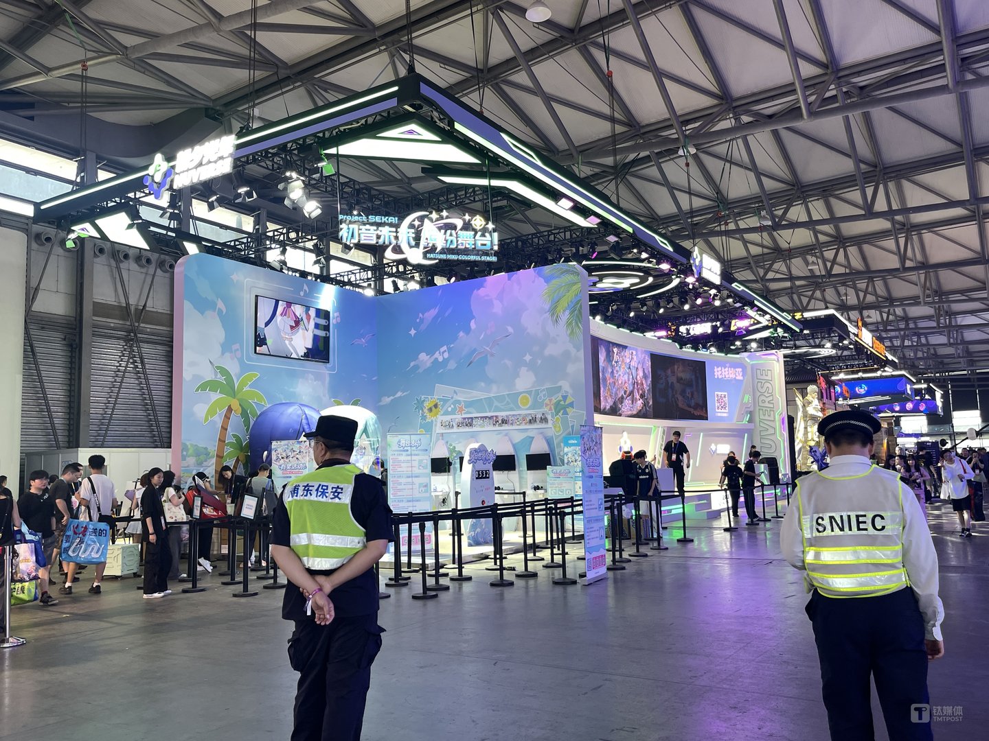 ChinaJoy 2026朝夕光年展位，这个一度断臂的「边缘」的业务也参展了，图片由作者拍摄